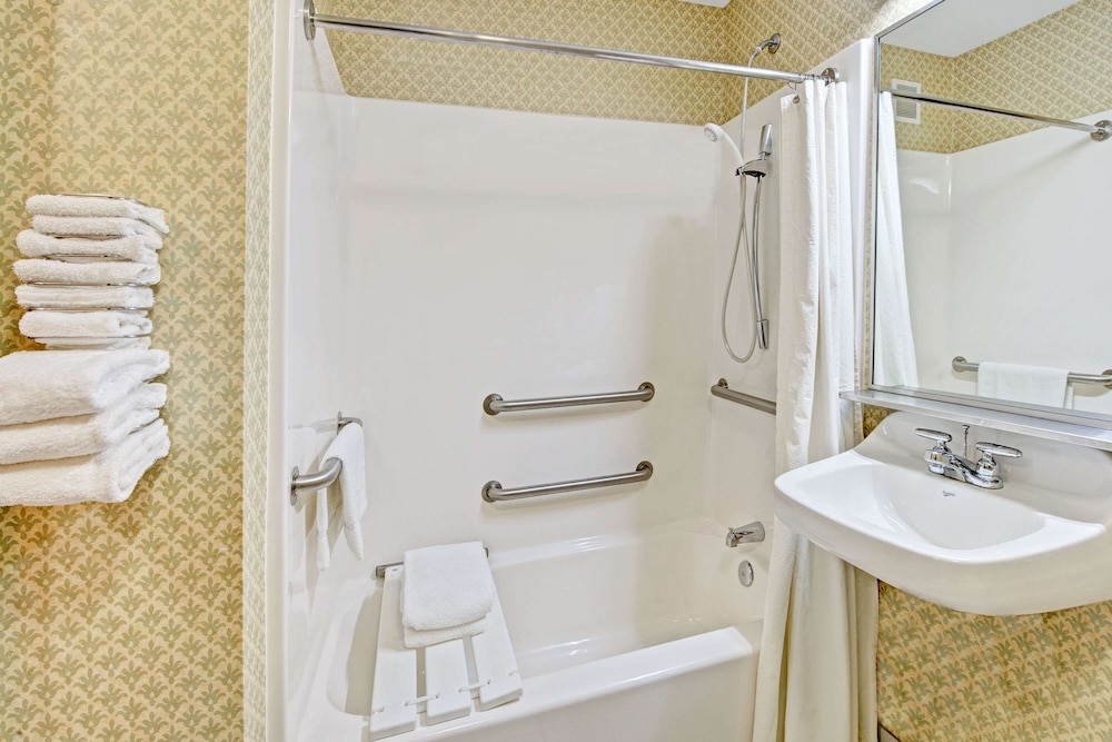 Room, Accessible - Photo 2