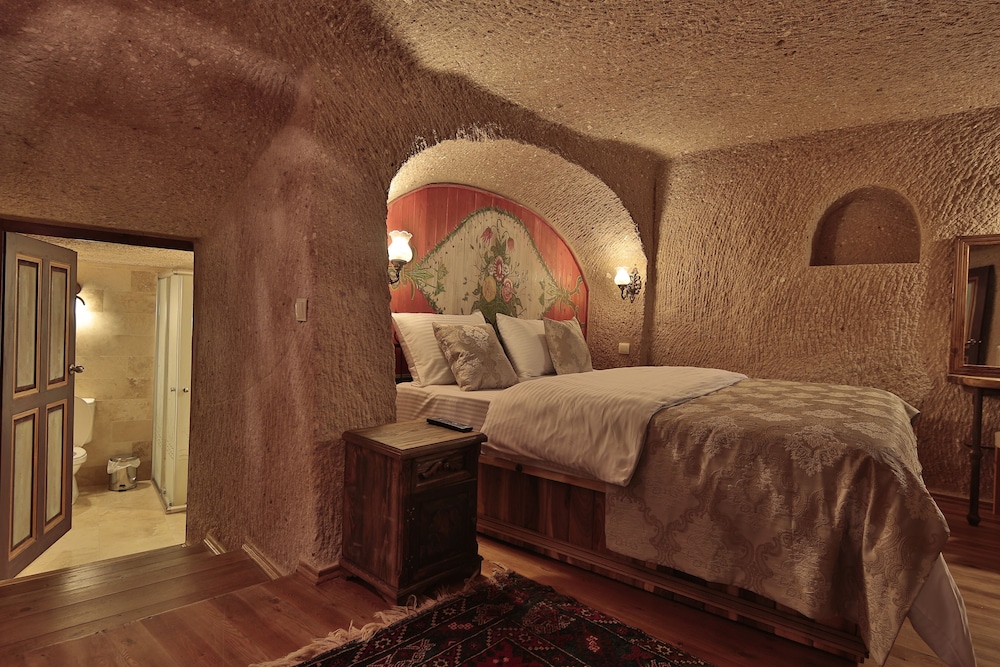 Double Room, 1 Double Bed, Balcony, Valley View photo 1