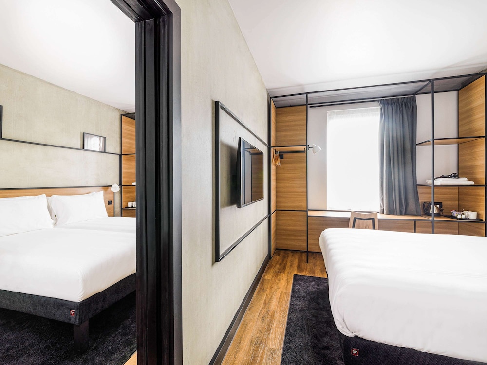 Standard Twin Room, Ensuite - Photo 8