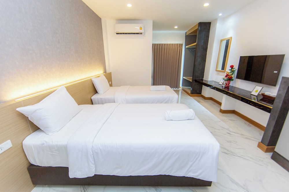 Standard Twin Room - Photo 5