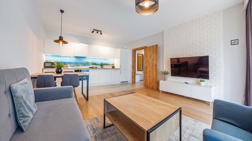 Apartment (10 ul. Szmaragdowa 20) photo 2