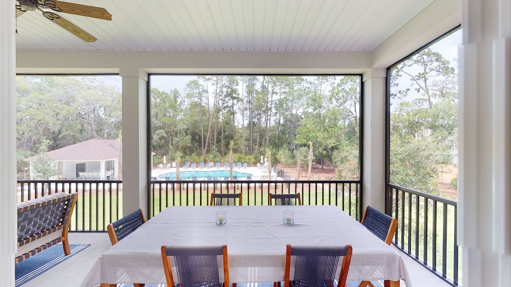 Townhome, 3 Bedrooms photo 2