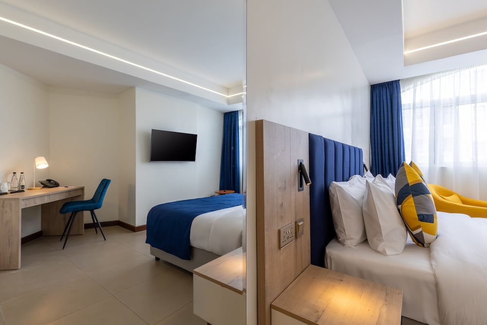 Superior Room - Photo 6