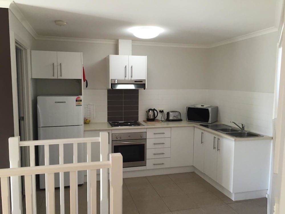 Apartment (B - 2 Floors with stairs within room) photo 2