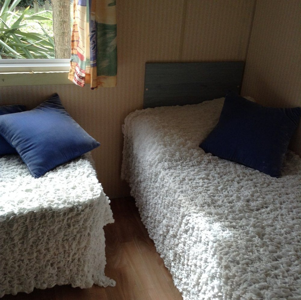 Standard Mobile Home, 2 Bedrooms photo 1