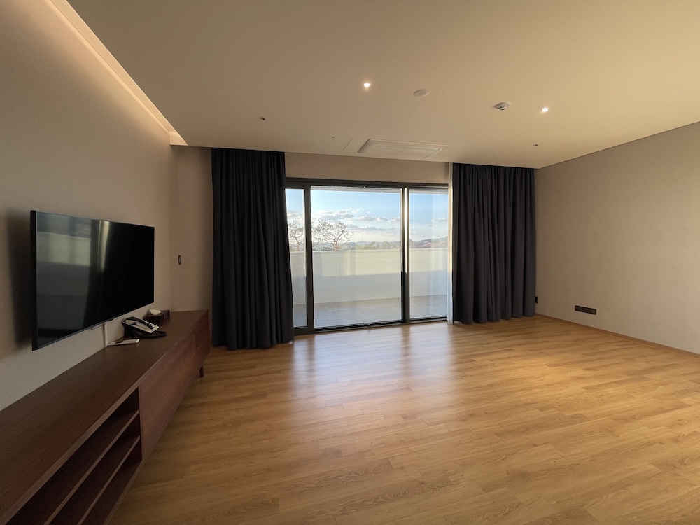 Family Double or Twin Room photo 2