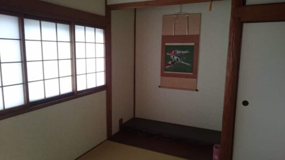 Japanese Style Quadruple Room photo 1