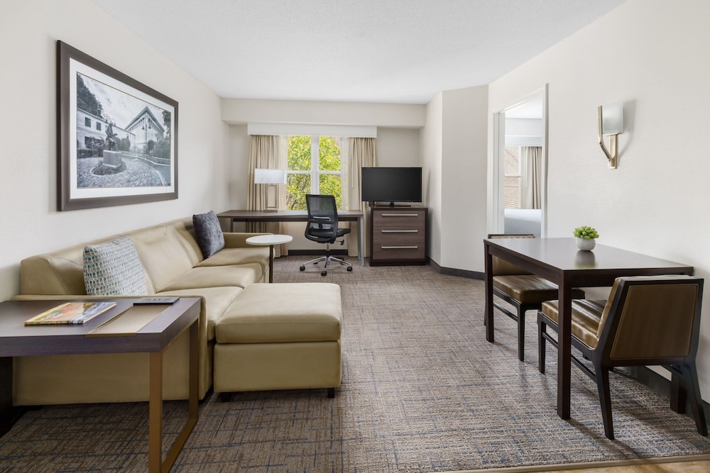 Suite, 1 Bedroom (Hearing Accessible) - Photo 1