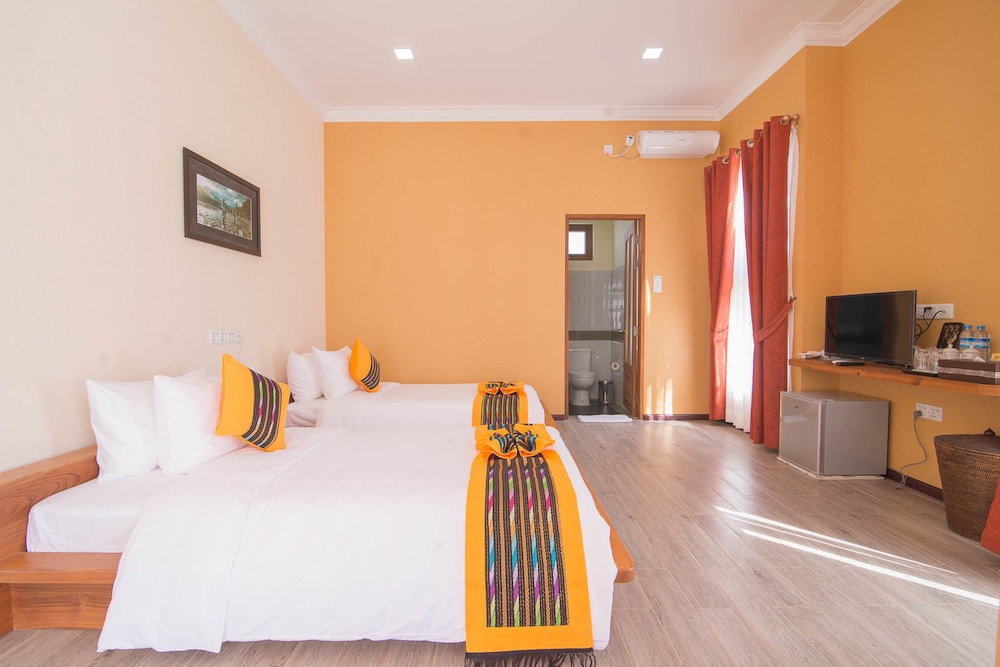 Villa photo 2