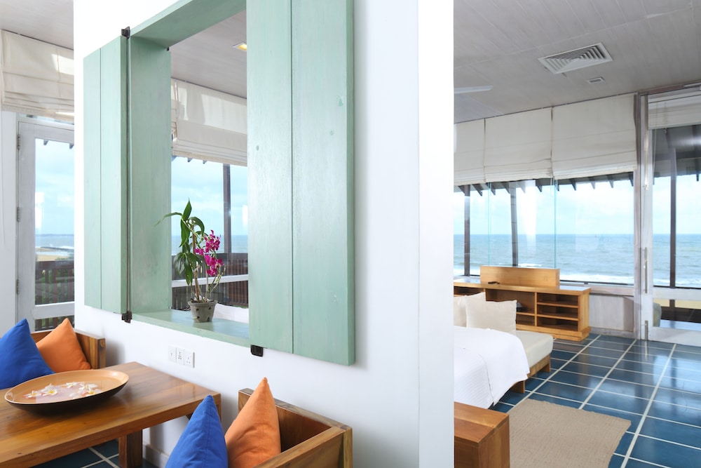 Suite with Sea View - Photo 4