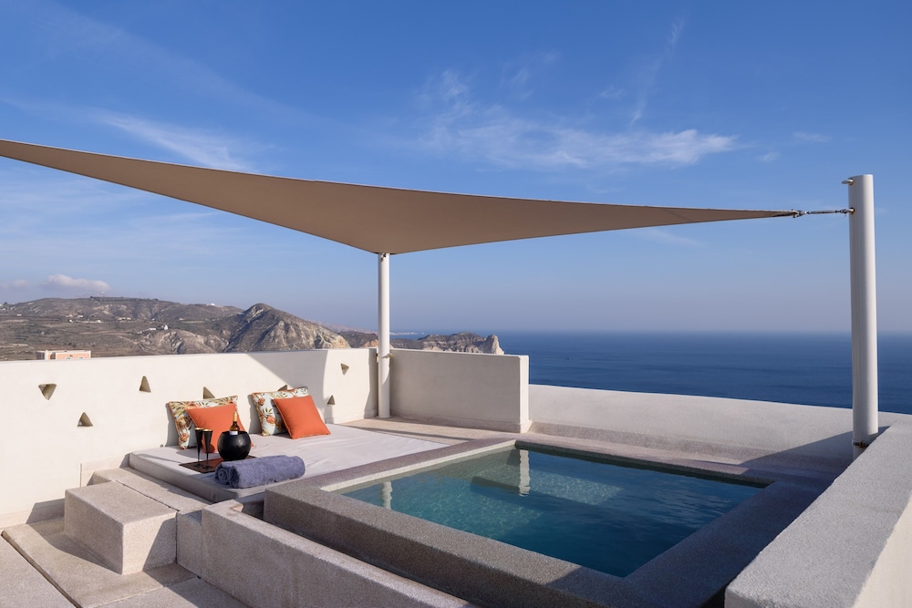 Elite Suite, Jetted Tub