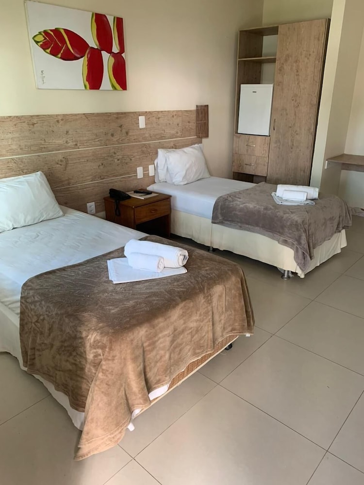 Standard Twin Room, 2 Twin Beds photo 1