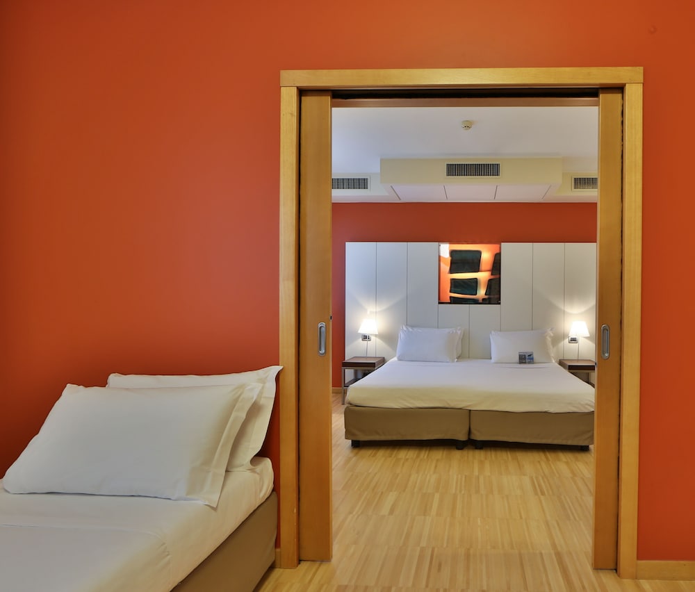Family Room, Multiple Beds - Photo 2