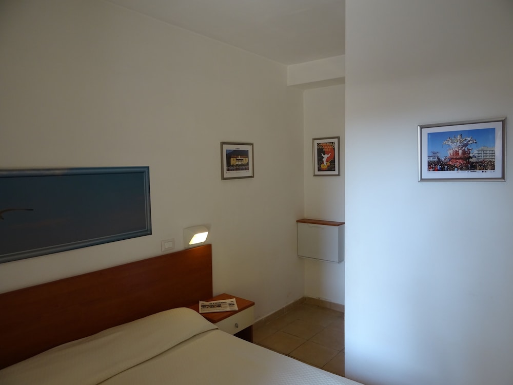 Basic Double Room, Annex Building photo 3