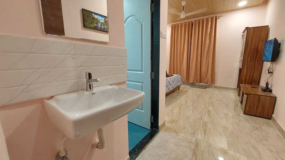 Deluxe Room, Garden View