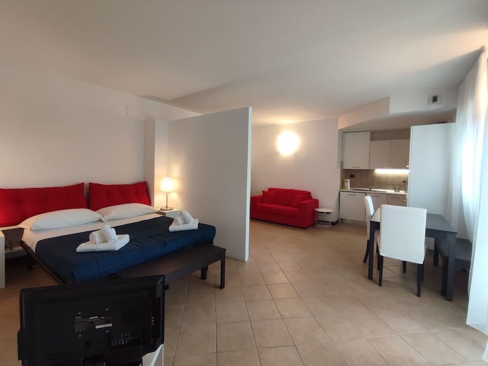 Apartment, Balcony