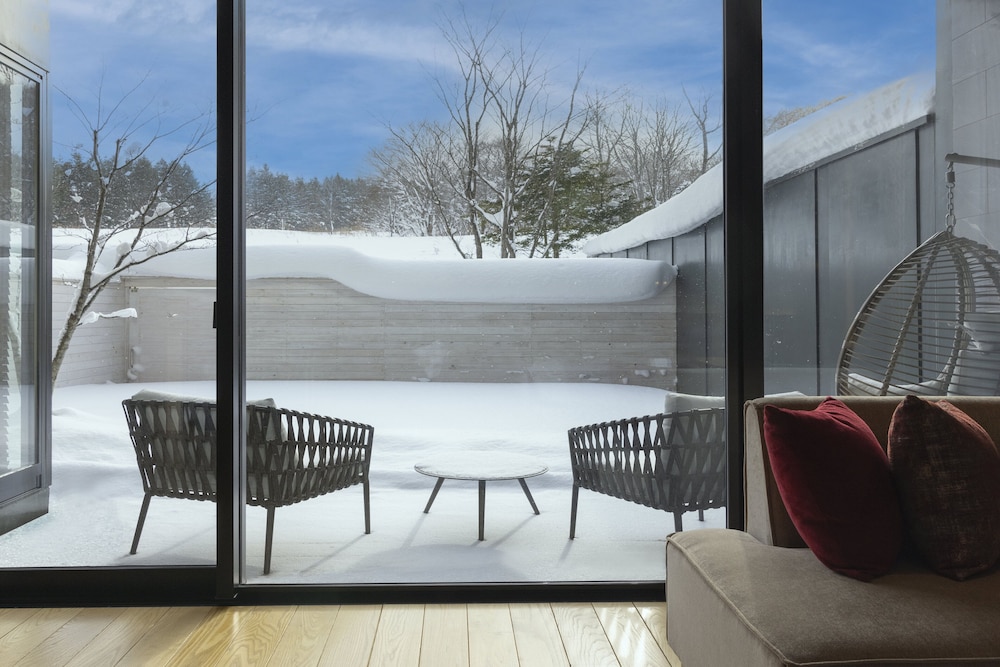 Premium Room, 2 Queen Beds, Accessible (Outdoor Living Area) - Photo 5