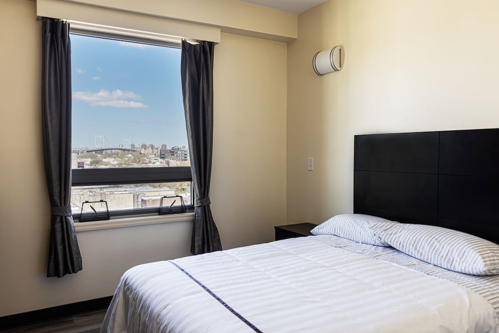 Deluxe Double Room, 2 Queen Beds, Non Smoking photo 3