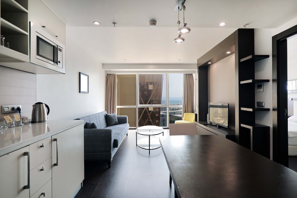 Deluxe Suite photo 3