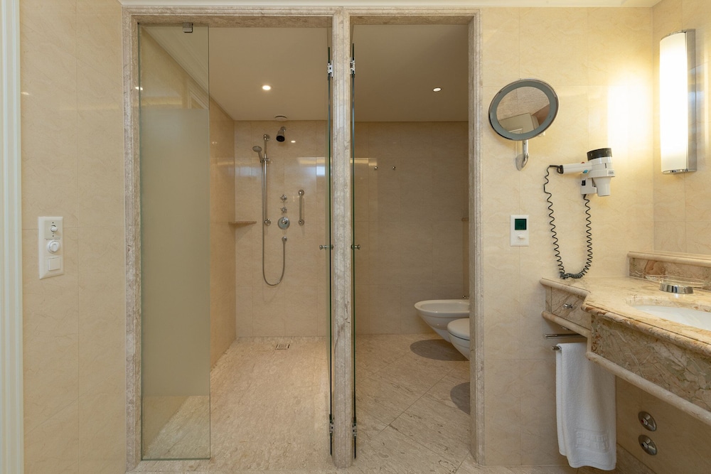 Superior Double Room (Lake)