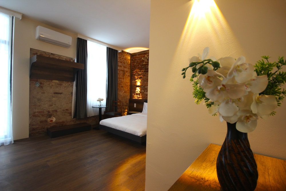 Deluxe Double Room, City View photo 2