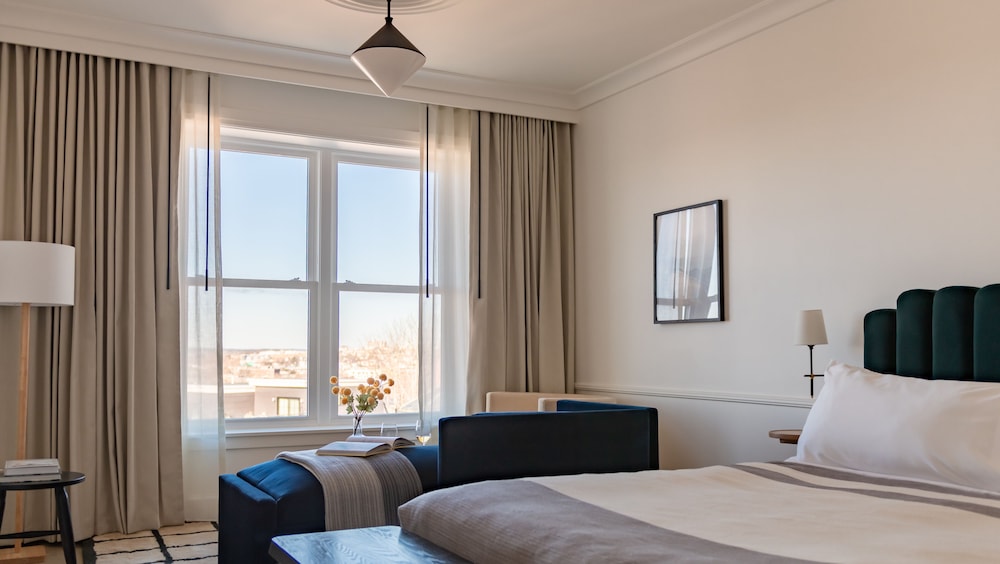 Grand Room photo 1
