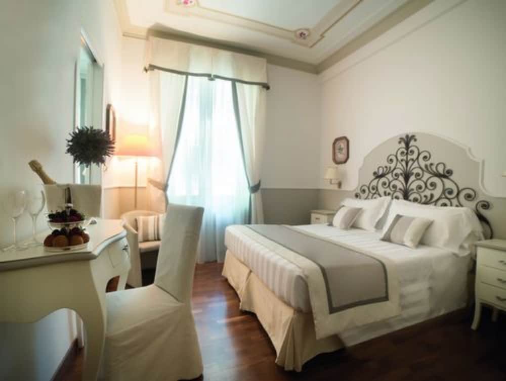 Comfort Double Room, Balcony - Photo 7