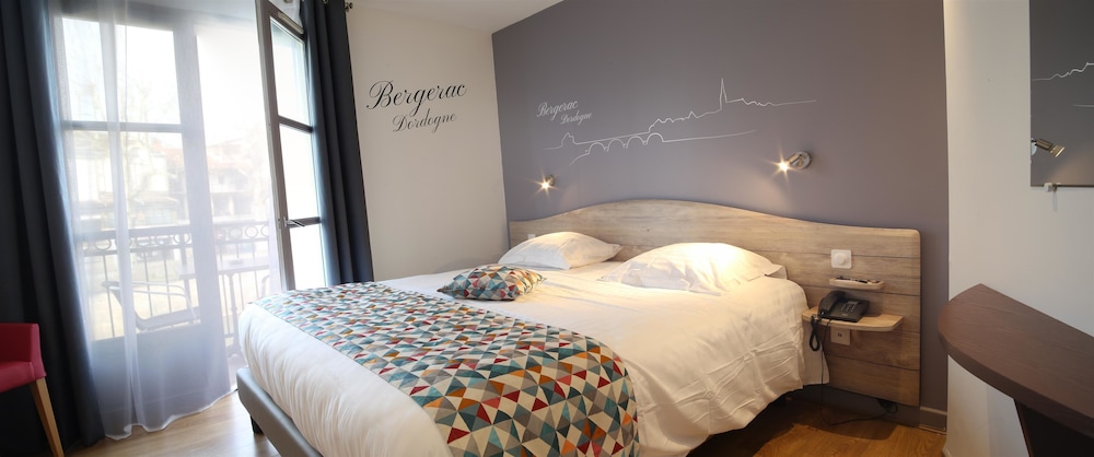 Superior Room, 1 Queen Bed, Balcony, River View (Twin bed on request) - Photo 1