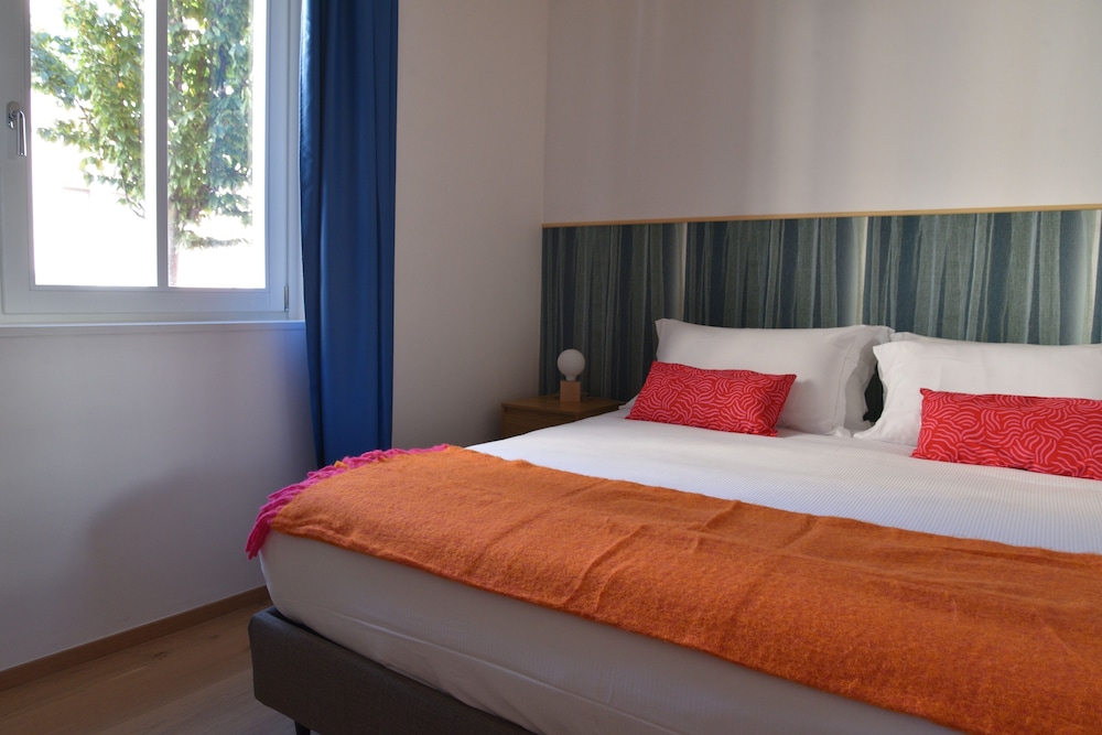 Basic Quadruple Room, Courtyard View photo 2