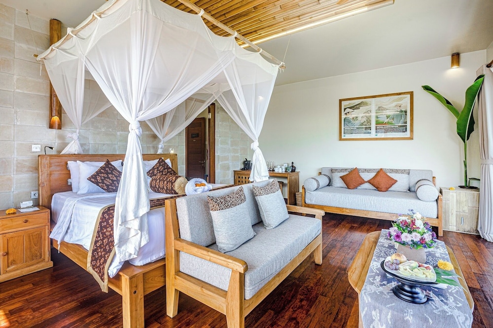 Luxury Suite - Photo 4