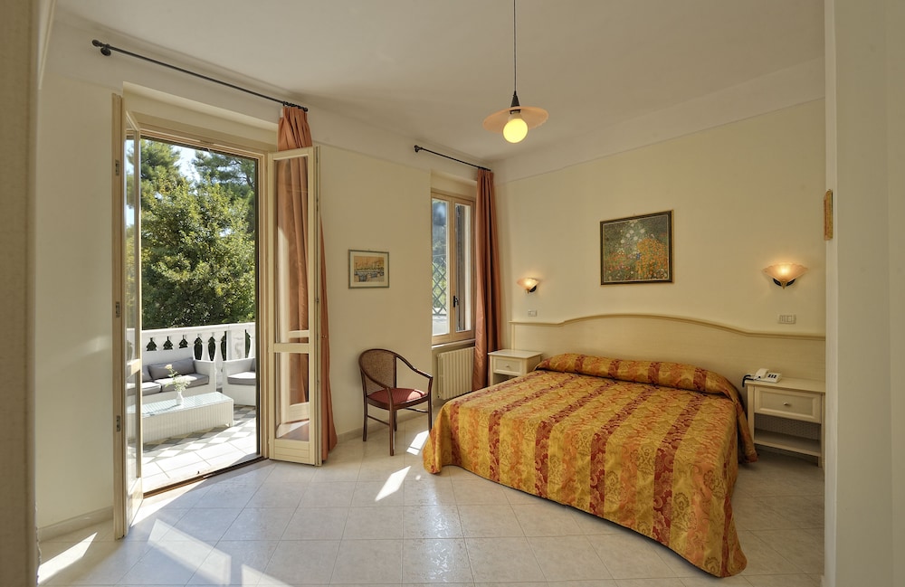 Superior Suite, Terrace photo 1