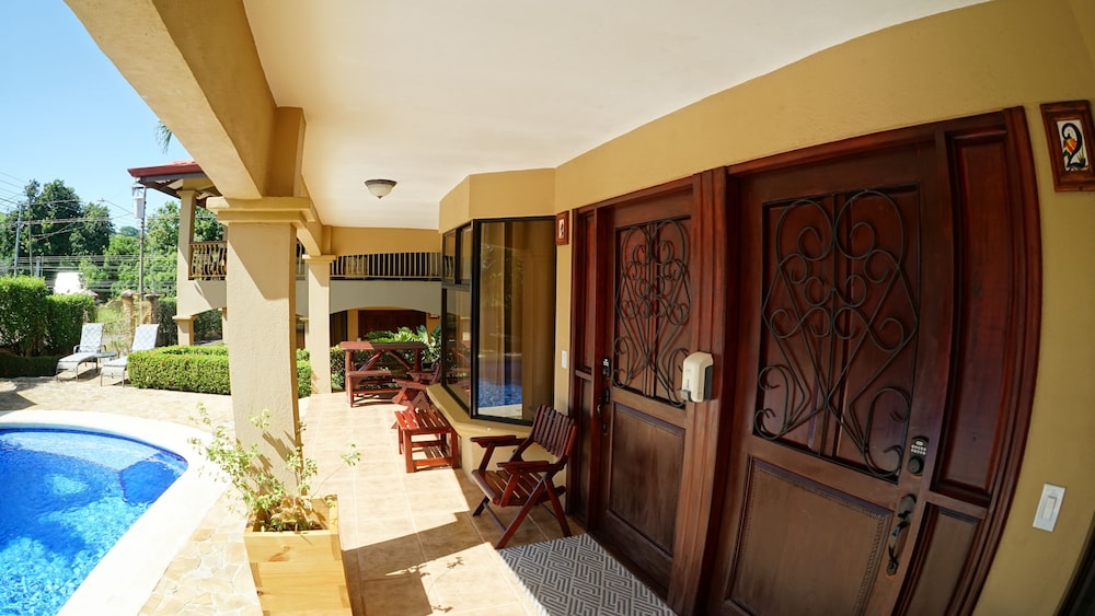 Junior Double Room, 2 Queen Beds, Kitchenette photo 3