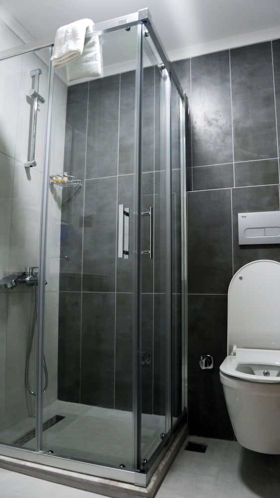 Standard Triple Room - Photo 4