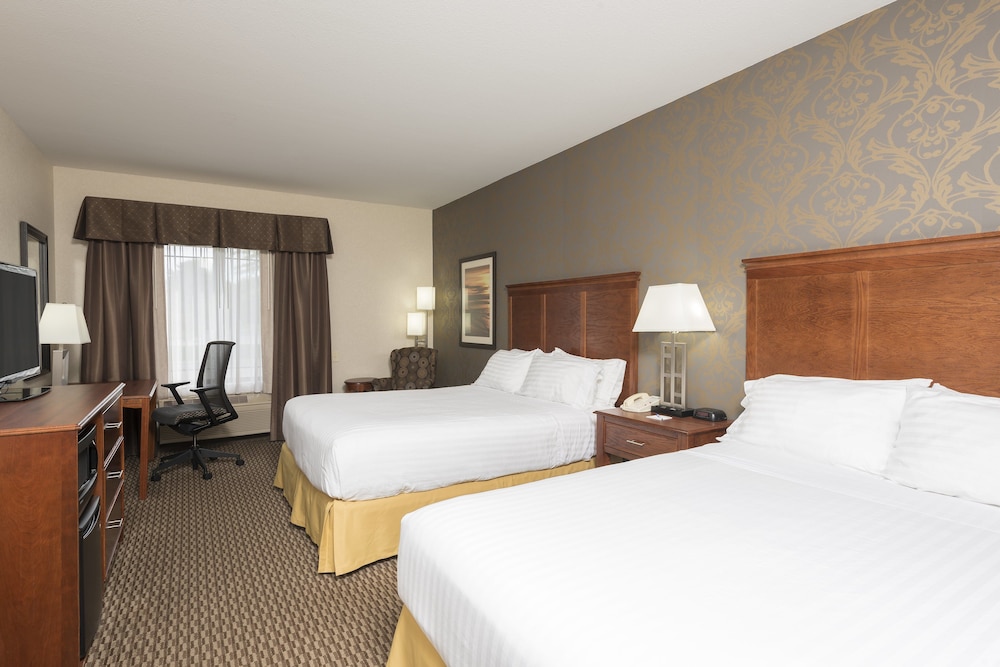 Room, 2 Queen Beds, Non Smoking - Photo 3
