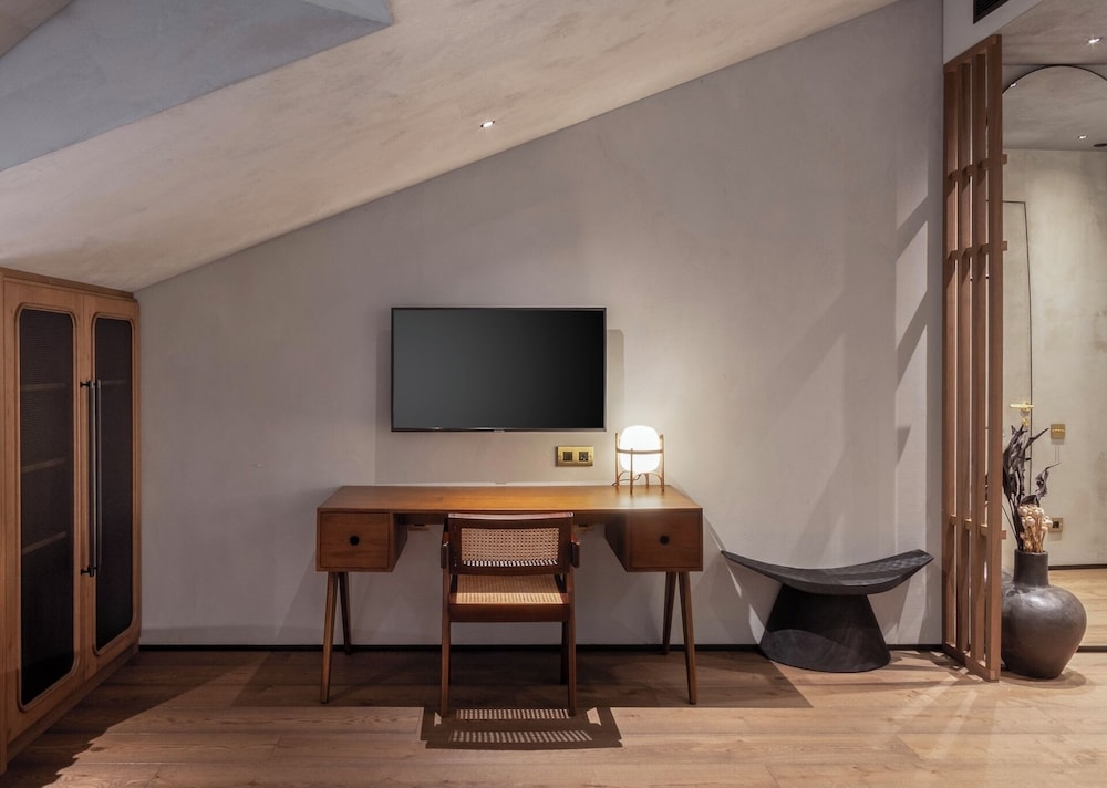 Loft, 1 King Bed