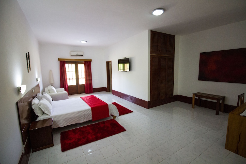 Standard Twin Room, 2 Twin Beds photo 3