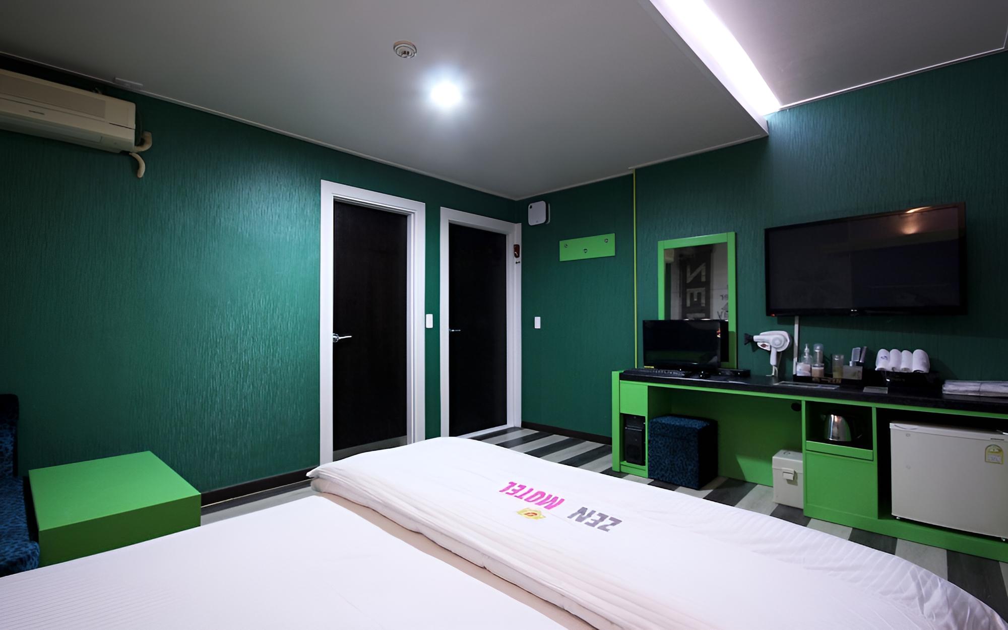 Room (Luxury (*Netflix available* Baggable ) photo 2