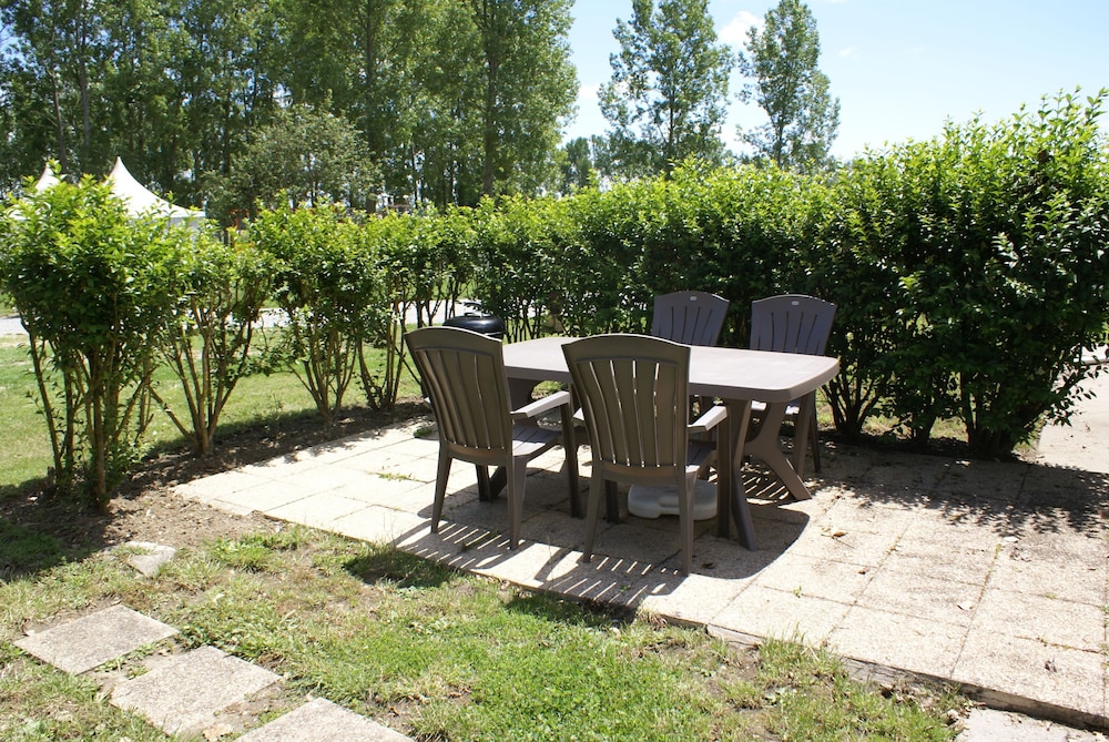 Cottage, 2 Bedrooms (LES COLVERTS) photo 2