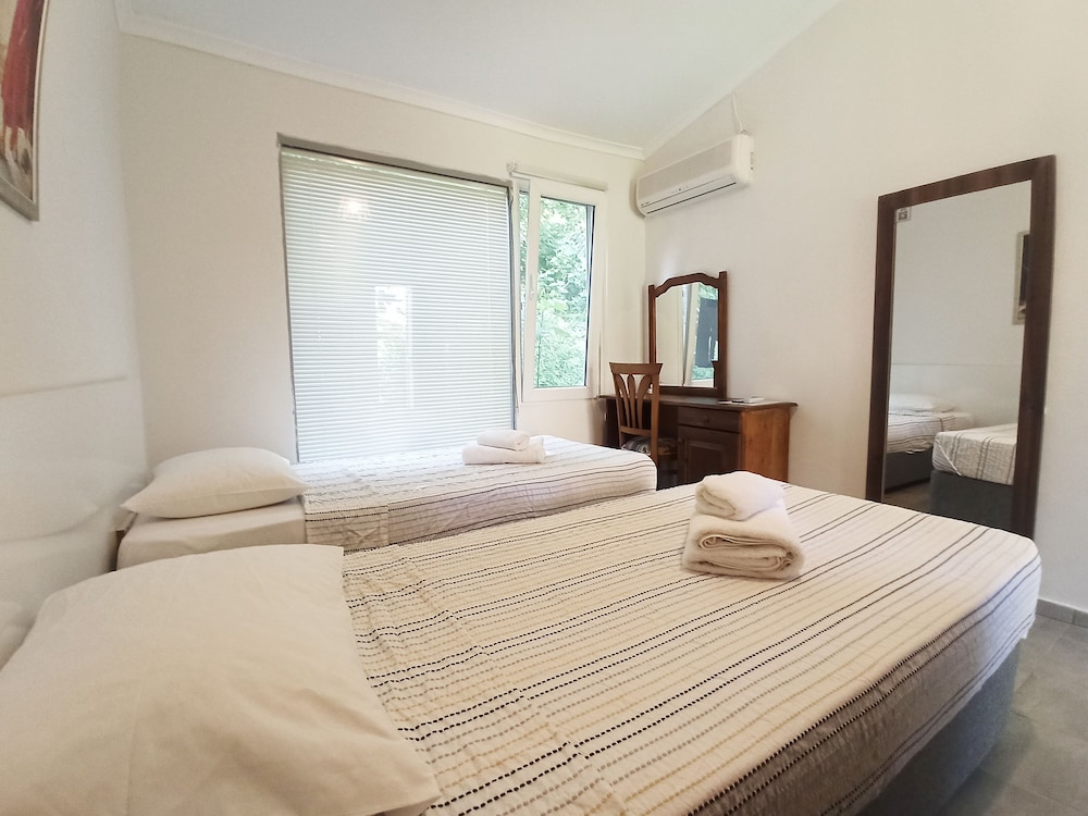 Standard Twin Room, Garden View