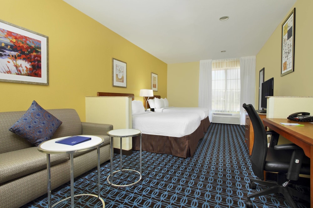 Standard Room, Multiple Beds - Photo 2