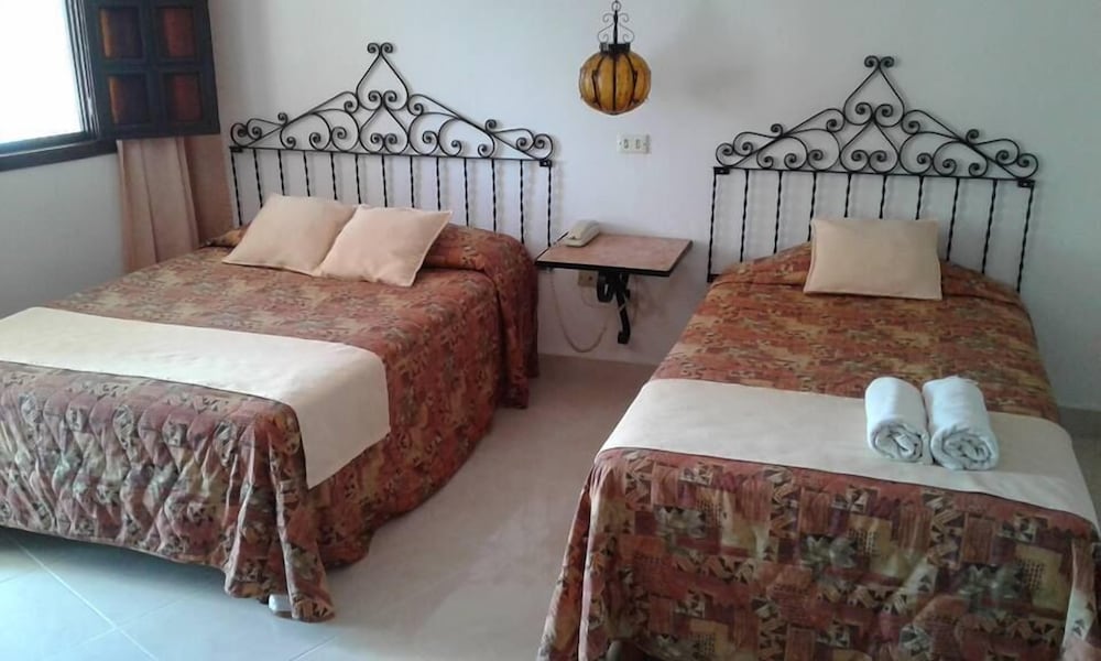 Standard Single Room, Ensuite photo 3