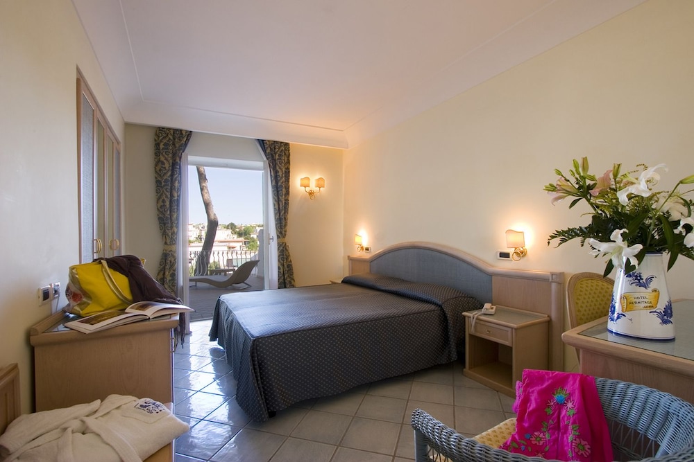 Standard Double or Twin Room (in Depandance, stair access only) - Photo 5