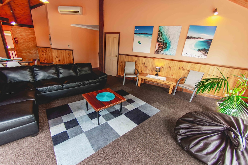 Standard Apartment, Multiple Bedrooms, Non Smoking, Kitchen (Esplanade Suite) photo 2