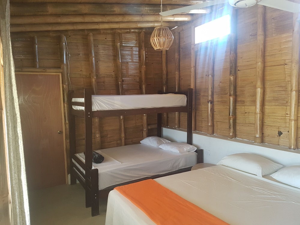 Family Room (up to 4 pax) photo 3