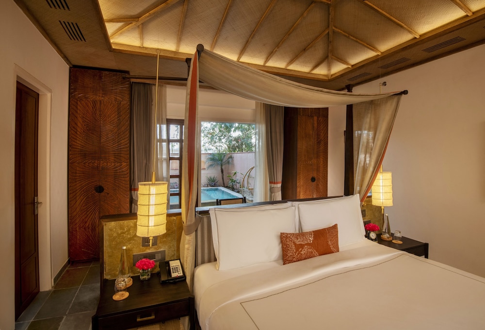 Luxury Room, 1 King Bed (Plunge Pool) - Photo 1
