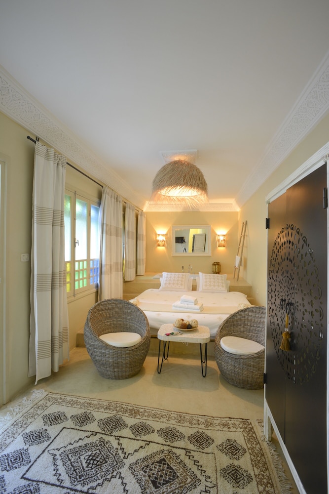 Honeymoon Suite, Ensuite (Musc)