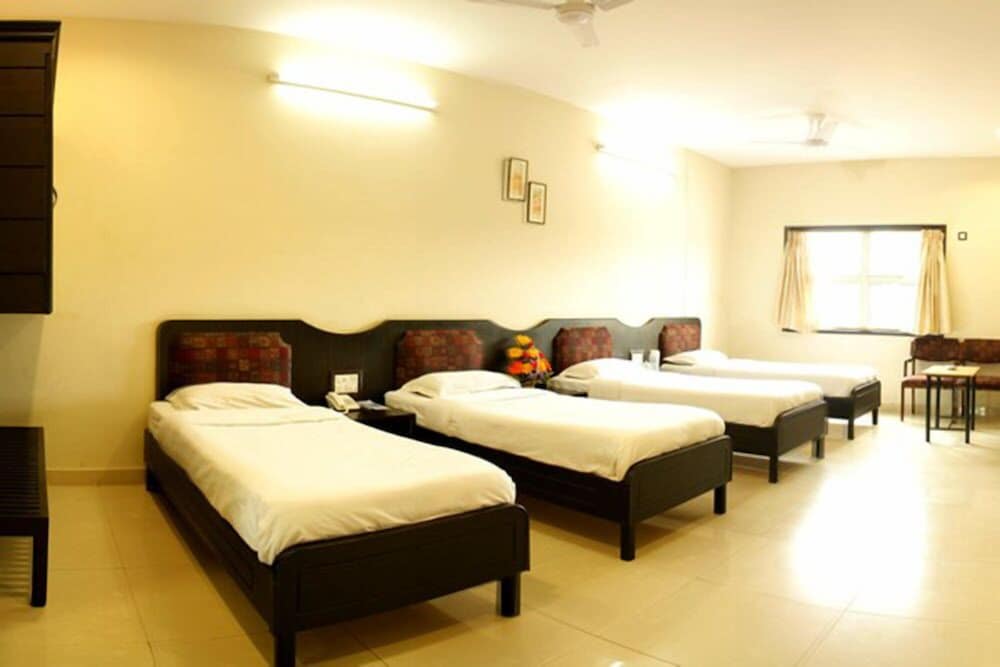Four Bed AC photo 1