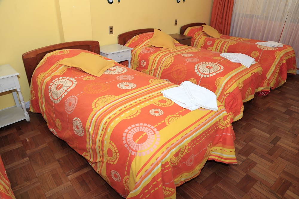 Triple Room, 3 Twin Beds photo 1