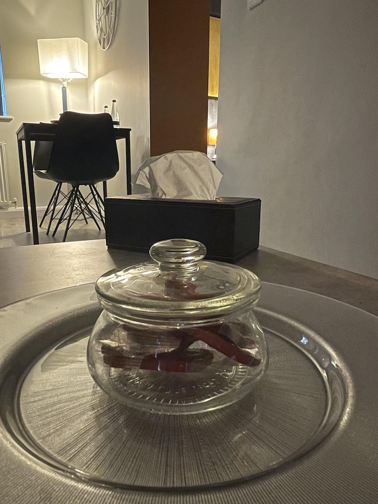 Executive Studio, Ensuite photo 3