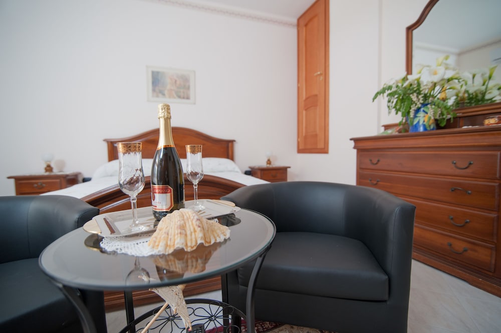 Classic Quadruple Room (Pesciolino) photo 2